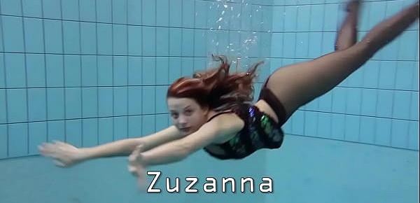  Zuzanna swims naked and horny in the pool